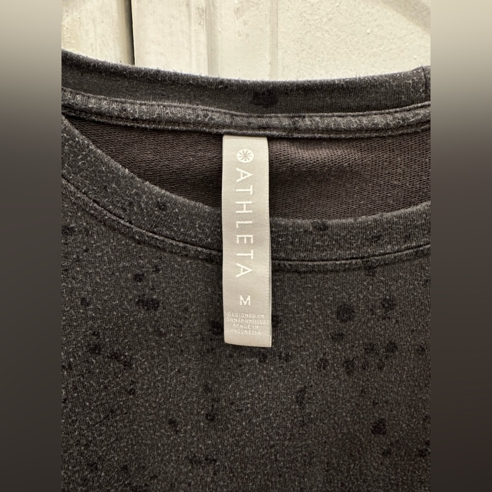 Athleta Crewneck! - Picture 4 of 5